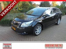 Toyota Avensis Wagon - 1.8 16V VVT-I Dynamic bij specialist