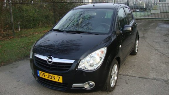 Opel Agila - 1.2 16V 63KW AUT Enjoy - 1