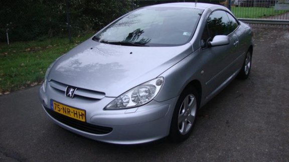 Peugeot 307 CC - 2.0 16V AUT - 1