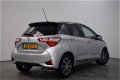 Toyota Yaris - 5-drs 1.0 Y20 | Navigatie | Climate control | L.m. velgen | - 1 - Thumbnail