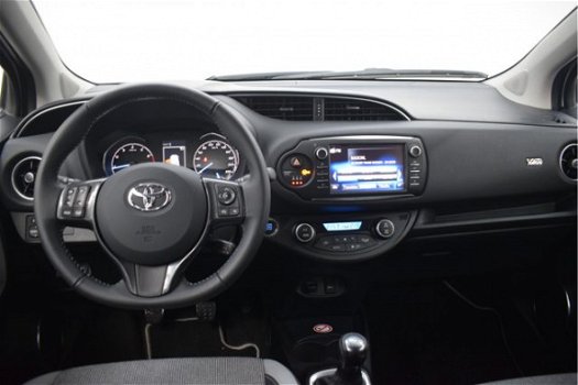 Toyota Yaris - 5-drs 1.0 Y20 | Navigatie | Climate control | L.m. velgen | - 1