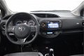 Toyota Yaris - 5-drs 1.0 Y20 | Navigatie | Climate control | L.m. velgen | - 1 - Thumbnail