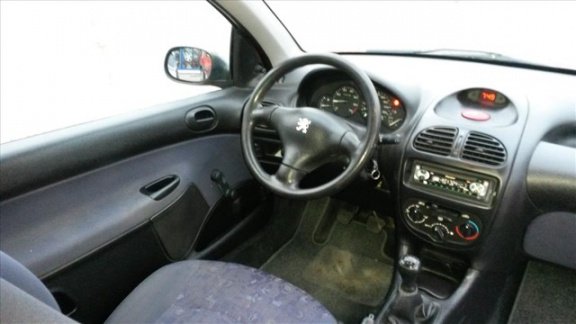 Peugeot 206 - XR 1.1 3-DRS - 1