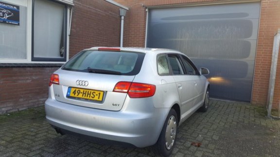 Audi A3 Sportback - 1.4 TFSI Attraction Pro Line - 1