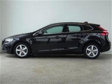 Volvo V40 - D2 115 pk Momentum | Business Pack Pro