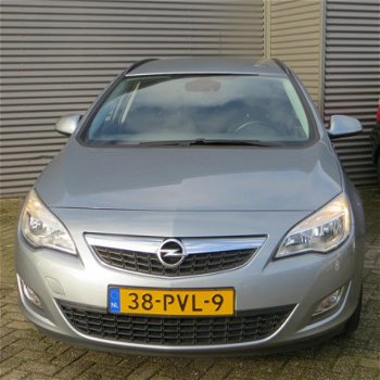 Opel Astra Sports Tourer - 1.4 Turbo Edition .Verkeert in werkelijke nieuwstaat. o.a. Climate Contro - 1