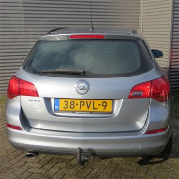 Opel Astra Sports Tourer - 1.4 Turbo Edition .Verkeert in werkelijke nieuwstaat. o.a. Climate Contro - 1