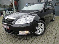 Skoda Octavia Combi - 1.8 TSI Elegance Business Line / Navi / Pdc / Clima / Cruise / Stoelverw. /Xen