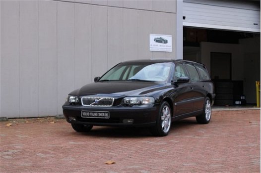 Volvo V70 - 2.5 T AUTOMAAT YOUNGTIMER BTW AUTO - 1