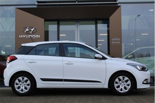 Hyundai i20 - 1.2 HP i-Motion Comfort | Climate | Cruise | Navi - 1