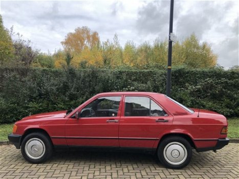 Mercedes-Benz 190-serie - 190 D - 1