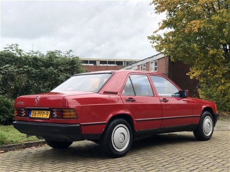 Mercedes-Benz 190-serie - 190 D - 1