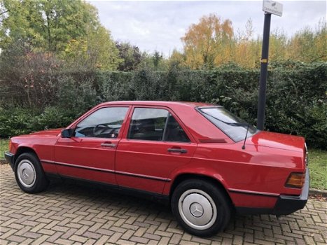 Mercedes-Benz 190-serie - 190 D - 1