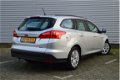 Ford Focus Wagon - 1.0 Trend *Nette auto* Navi* Airco* Zeeuw & Zeeuw Alphen a/d Rijn - 1 - Thumbnail