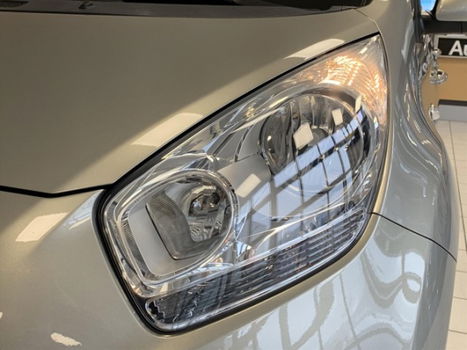 Kia Venga - 1.4 CVVT Dynamicline Rijklaar Nav. Clim.contr - 1