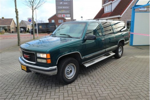 GMC Suburban - 2500 8 Persoons Youngtimer Airco - 1