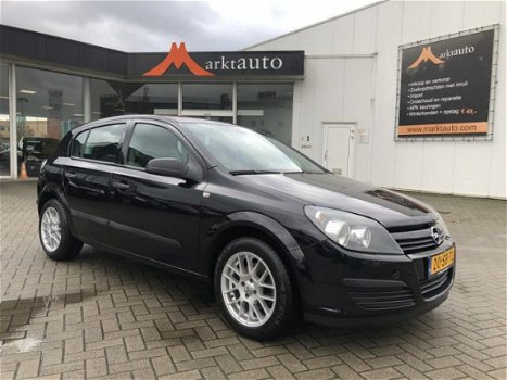 Opel Astra - 1.6 Essentia Airco Cruise Trekhaak - 1