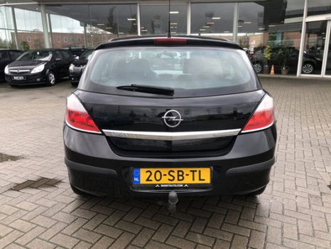 Opel Astra - 1.6 Essentia Airco Cruise Trekhaak - 1