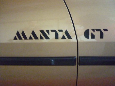 Opel Manta - 1.8 GT CC S 1e eigenaar | schuurvondst | binnenslaper | schuifdak - 1