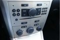 Opel Astra - 1.7 CDTi Essentia 5 DEURS, AIRCO, RADIO / CD - 1 - Thumbnail