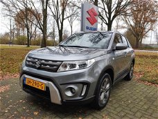 Suzuki Vitara - 1.6 Exclusive Navigatie Trekhaak Rijklaar