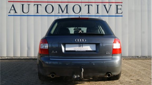 Audi A4 Avant - 3.0-V6 Quattro Automaat Exclusive Youngtimer - 1