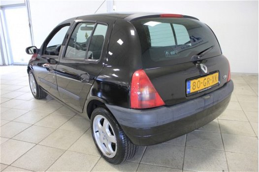 Renault Clio - 1.4 RN / AUTOMAAT / AIRCO / C.V. / ELEK. RAMEN - 1