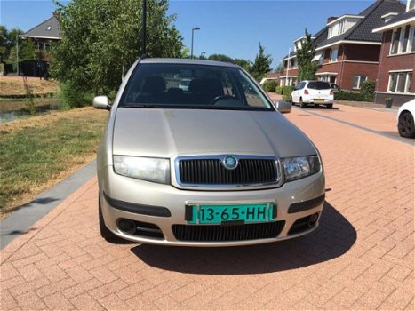 Skoda Fabia Combi - 1.4-16V Equipe Herfstaanbieding - 1