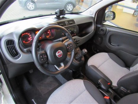 Fiat Panda - TwinAir Turbo 80PK Lounge | AIRCO | BLUETOOTH | PARKEERSENSOREN - 1