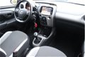 Toyota Aygo - X-PLAY 5-DRS 1E EIGENAAR AIRCO CAMERA - 1 - Thumbnail