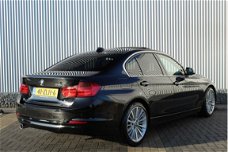 BMW 3-serie - 320i High Executive Lederen bekleding, Dakraam, NAP