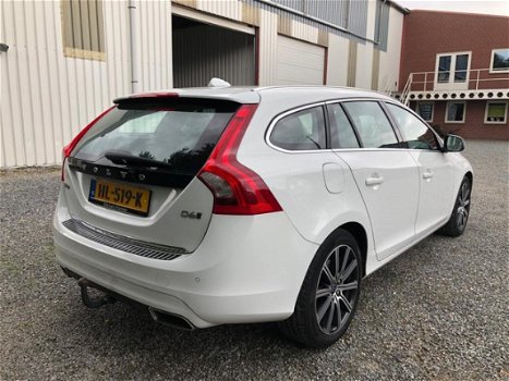 Volvo V60 - D6 AWD Twin Engine Hybrid MARGE - 1