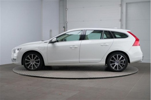 Volvo V60 - D6 AWD Twin Engine Hybrid MARGE - 1