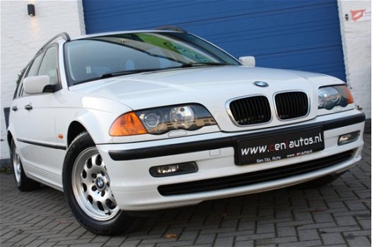 BMW 3-serie Touring - 318i | Airco | Cruise | Trekhaak | - 1