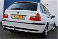 BMW 3-serie Touring - 318i | Airco | Cruise | Trekhaak | - 1 - Thumbnail