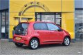 Volkswagen Up! - 1.0 BMT Beats | Achteruitrijcamera | Stoelverwarming | Climate Control | Parkeersen - 1 - Thumbnail