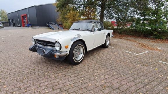 Triumph TR6 - 1