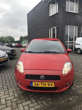 Fiat Grande Punto - Grand1.4 16v Sport - 1