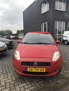 Fiat Grande Punto - Grand1.4 16v Sport