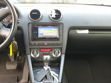 Audi A3 Sportback - 1.6 TDI Ambition DSG NAVI CLIMA - 1
