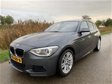 BMW 1-serie - 116d High Executive M-SPORT LED KOPLAMPEN SPORTSTOELEN