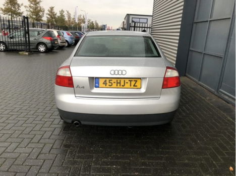 Audi A4 - 1.6 138Dkm NAP Clima LM --Inruil Mogelijk - 1