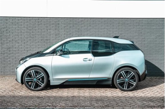BMW i3 - Full electric 22 kWh | Excl. BTW | Geen wegenbelasting | Leder | 170 PK | 4% Bijtelling | - 1