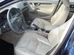 Volvo V70 - 2.4 Comfort Line airco nieuw apk - 1 - Thumbnail