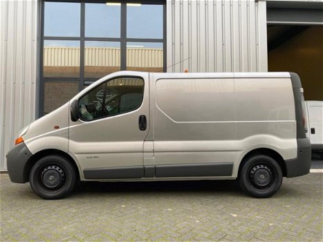 Renault Trafic - 2.0-16V L1 H1 BENZINE AIRCO 3 ZITS YOUNGTIMER - 1