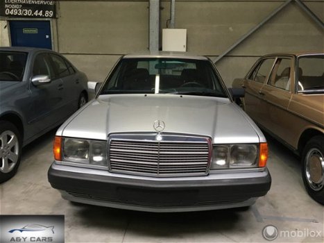 Mercedes-Benz 190-serie - 2.5 D Standard - 1