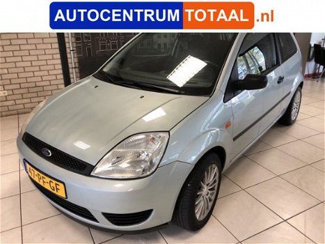 Ford Fiesta - 1.3 Ambiente - 1