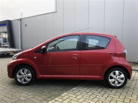 Toyota Aygo - 1.0 Aspiration Green|5-drs|*Airco*|NL Auto|Elec.Pakket|Nette Auto - 1