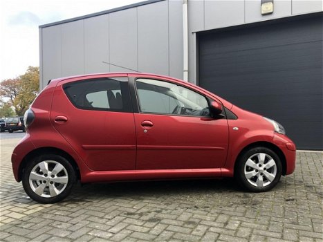 Toyota Aygo - 1.0 Aspiration Green|5-drs|*Airco*|NL Auto|Elec.Pakket|Nette Auto - 1