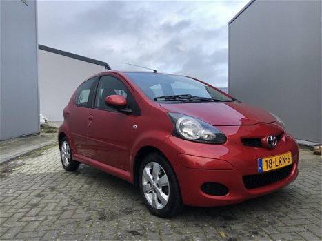 Toyota Aygo - 1.0 Aspiration Green|5-drs|*Airco*|NL Auto|Elec.Pakket|Nette Auto - 1